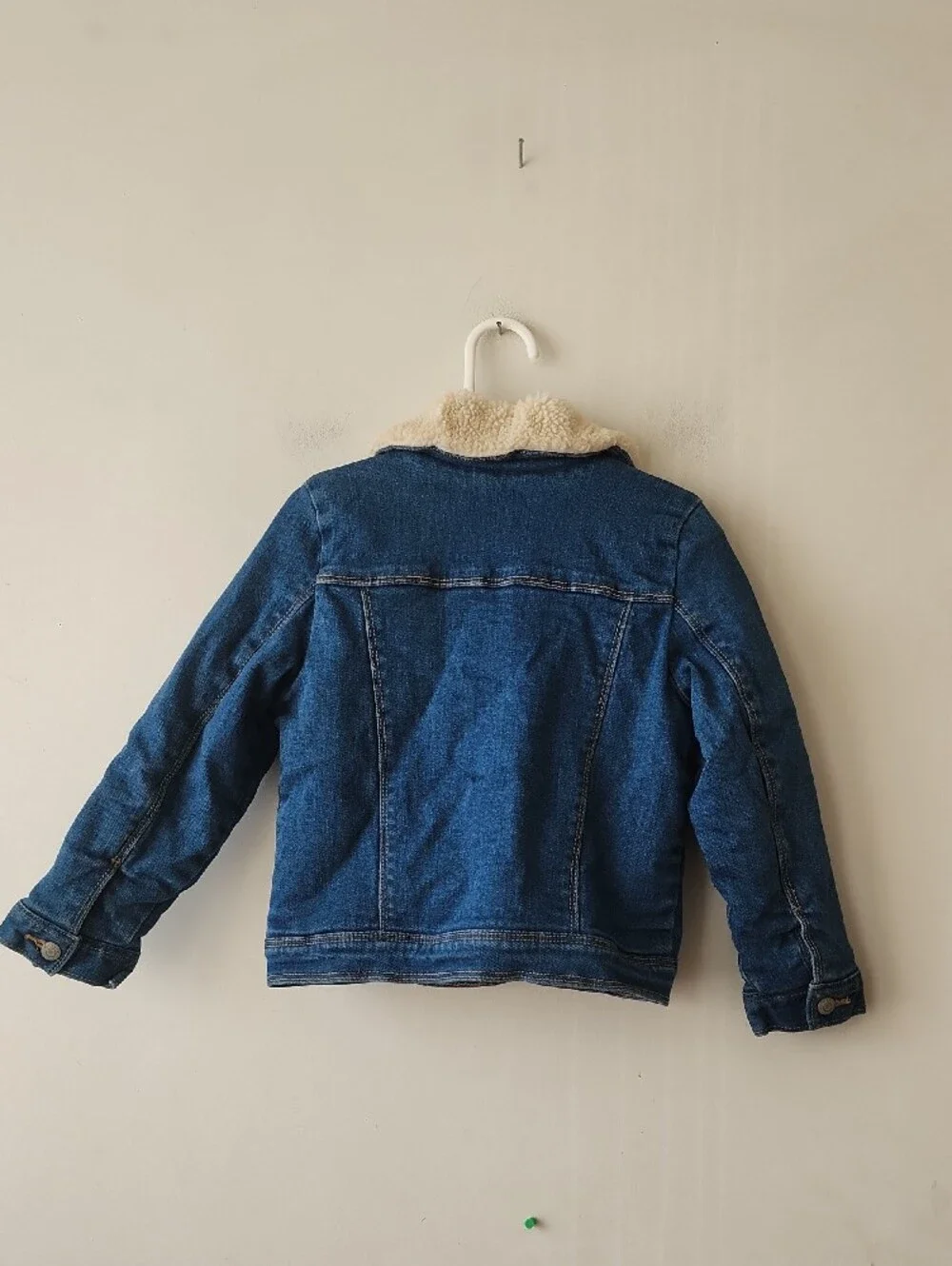 Old Navy Kids' Blue Denim Jacket with Sherpa Collar. New Without Tag
